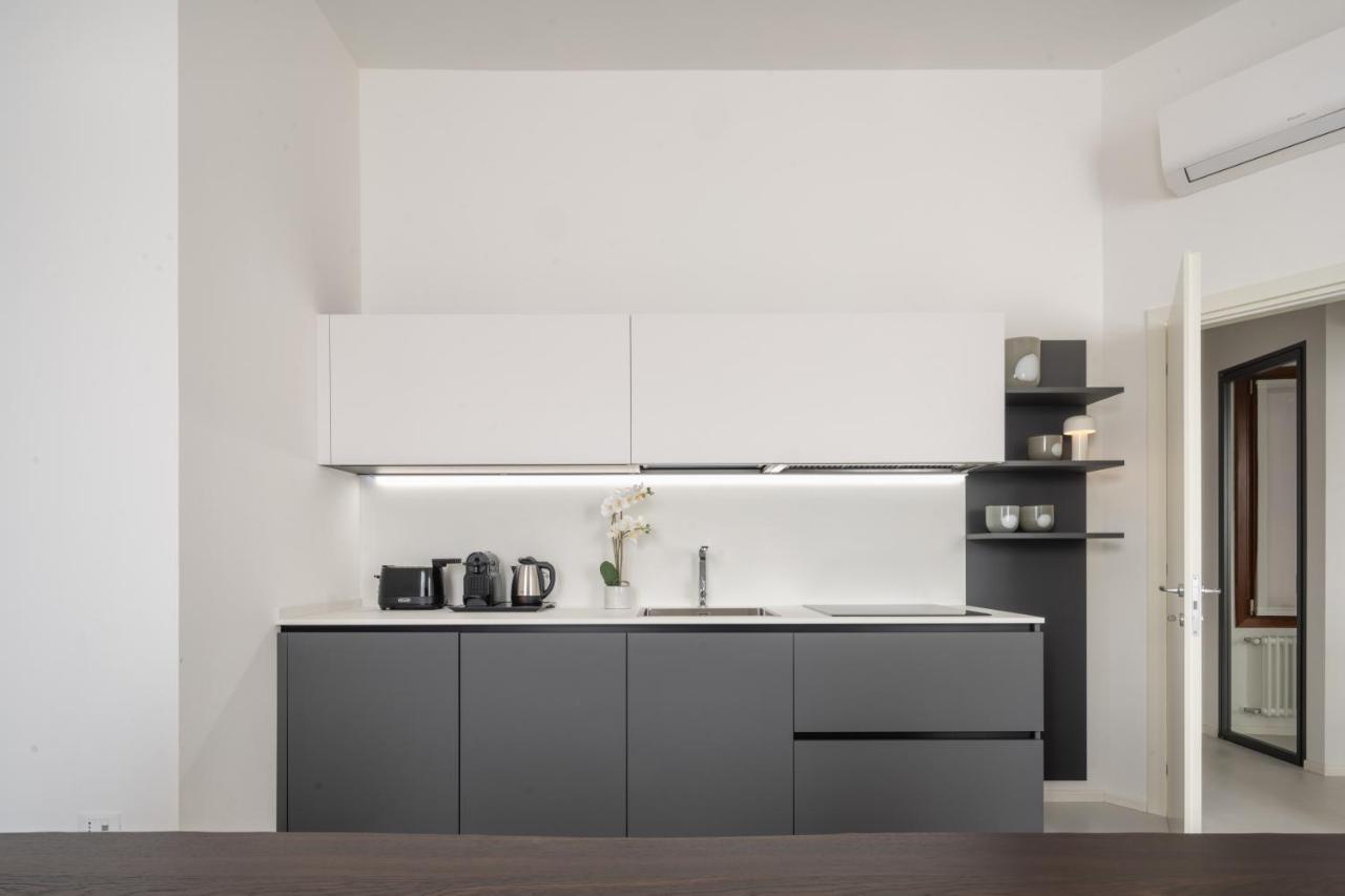 Design Apartment With Balcony On The Grand Canal R&R Veneza Exterior foto